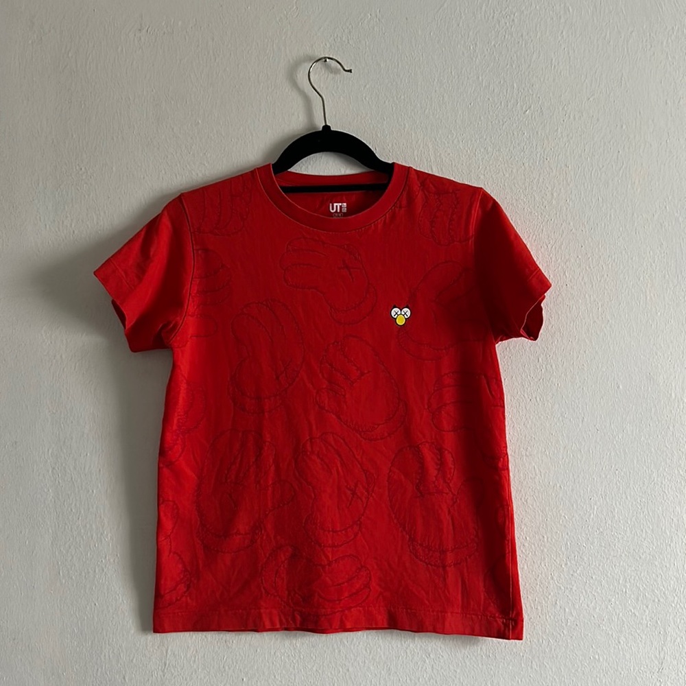 KAWS red uniqlo tee